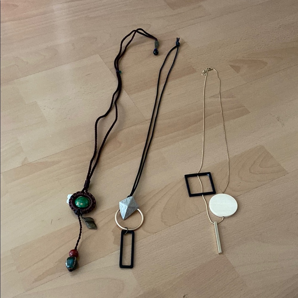 Long necklace
